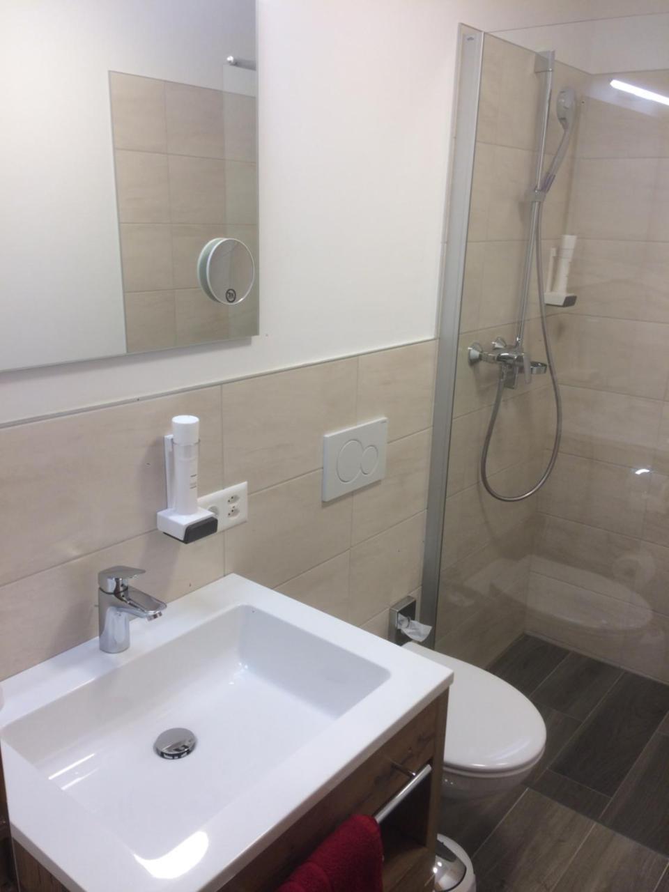 Piz Ot Hotel Samnaun Ngoại thất bức ảnh