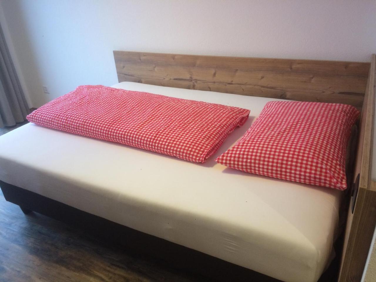 Piz Ot Hotel Samnaun Ngoại thất bức ảnh